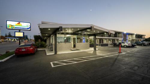 ทัศนียภาพภายนอกโรงแรม, Seaside Inn & Suites in ซานตา ครูส (CA)