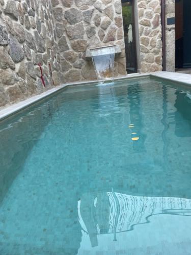 LA CASONA DE BAUTISTA 4 estrellas con piscina montanchez CACERES