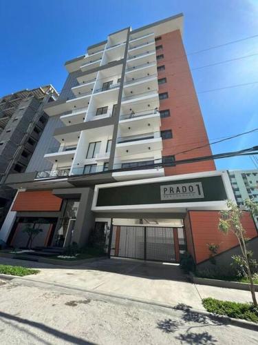 Apartamento de lujo en Evaristo Morales con jacuzy en área común