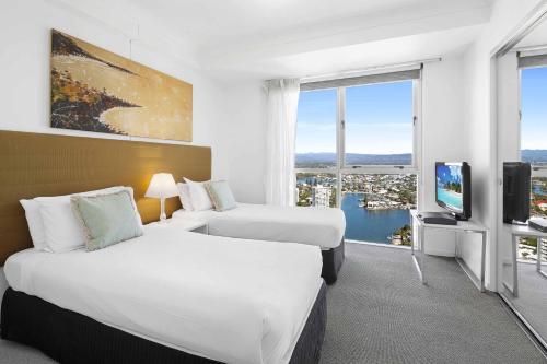 Premium Two Bed Two Bath, Level 31 - Ocean View Apartment image 5