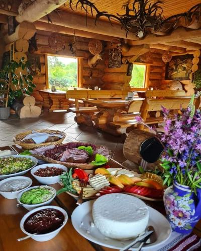 Ēdiens un dzērieni, Wilcza Jama - domki, sauna in Smolnik