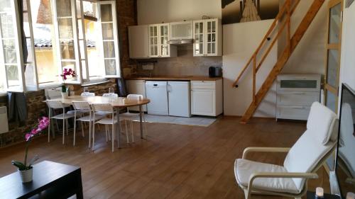 Facilities, La Loge Du Vieux Lyon in 5e arrondissement