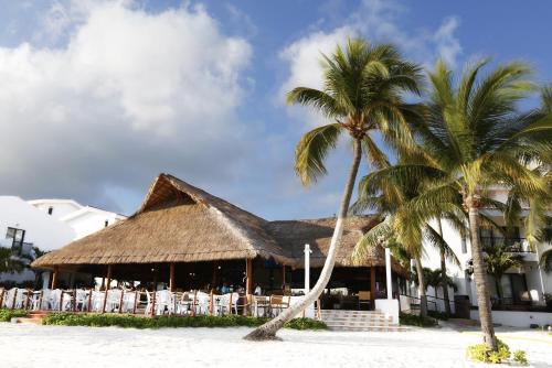 The Royal Cancun All Villas Resort