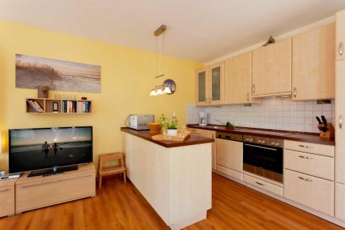 Two-Bedroom Apartment with Terrace image 7