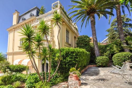 Mont Boron Exclusive Apartment in Villa Belle Époque