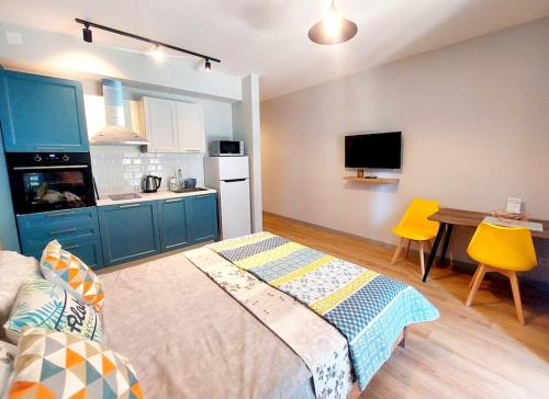 Cozy Studio Apartment in M3 Saburtalo - Tap to explore photos