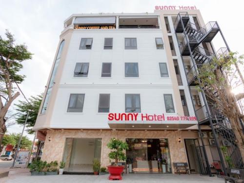 Sunny Hotel Xuyên Mộc