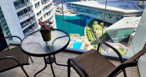 La Buena Vida Holiday Homes - Luxe 1BD, boutique apt full lakeview 1m to Metro, Lake & Almas Tower, Dubaj (fotografie 10)