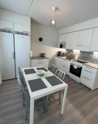 Kotimaailma - Kaunis 3MH asunto Pohjois-Haagassa in Haaga