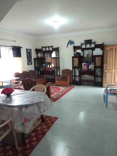 OOTY GOLDEN EYE COTTAGE