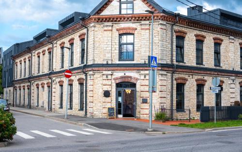 Central Park Residence