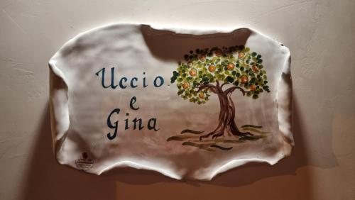 Uccio e Gina, Soleto