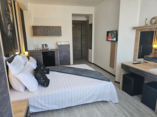 TheLine - Hotel - Bucharest