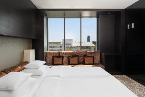 ซิจิน โฮเทล เบลเกรด (Zijin Hotel Belgrade) in โนวี เบโอกราด