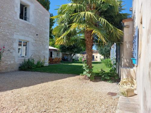 Maison pour 10 personnes avec piscine et proche de la plage - Location saisonnière - Aytré