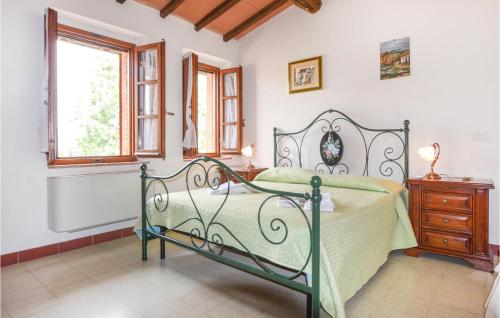 5 Bedroom Cozy Apartment In Montorsaio