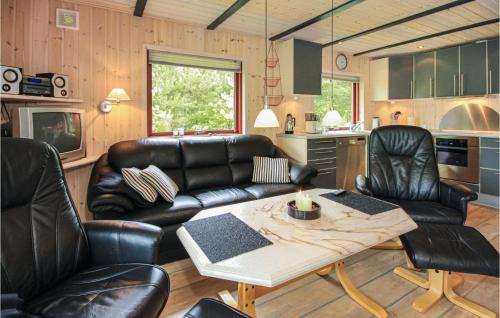 Gorgeous Home In Nrre Nebel With Wifi