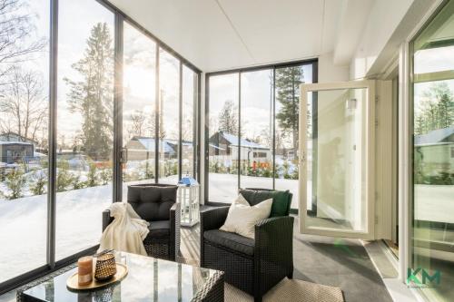 Kotimaailma - Kaunis ja hyvin valoisa kaksio Vantaalta in Rajakylä