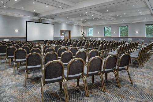 Swindon Marriott Hotel - image 12