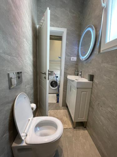AS Apartament Bllok, Tirana (photo 3)