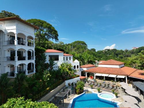 Shana by the Beach Manuel Antonio