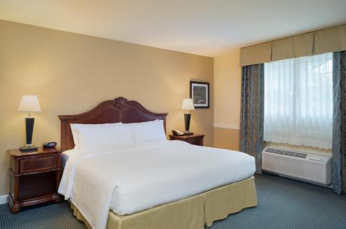 Pine Barn Inn - image 9