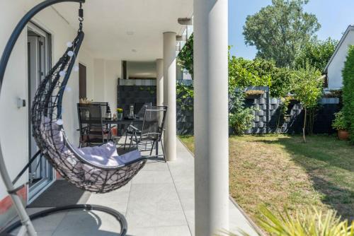 Superior One-Bedroom Apartment