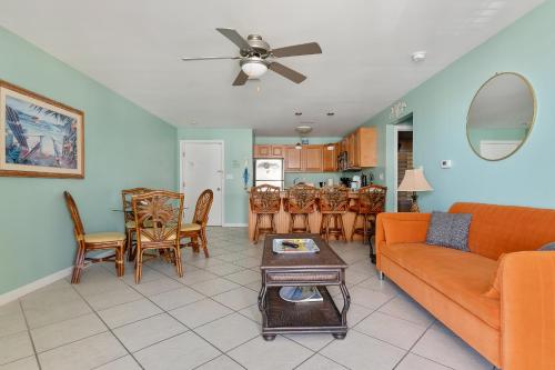 Nw Vacation Rental Condo W Pool & Ocean Views