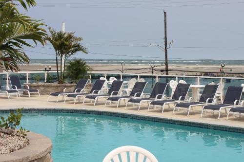 Nw Vacation Rental Condo W Pool & Ocean Views