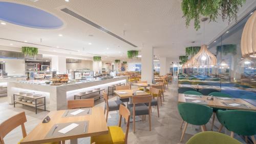 JS Portocolom Suites - 레스토랑