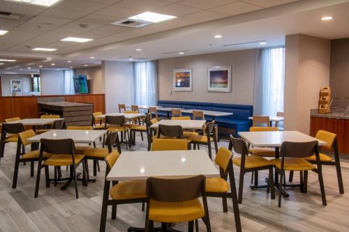 Fairfield Inn & Suites Anaheim North Buena Park