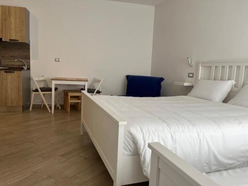 Cristallo di neve b&b Room Type - Large Double or Twin Room Cristallo di neve b&b Room Type - Large Double or Twin Room