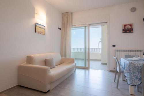  BILOCALE FRONTE MARE in Rimini