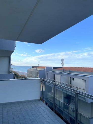  smeraldo sul mare con grande balcone, Unterkunft in Torino di Sangro