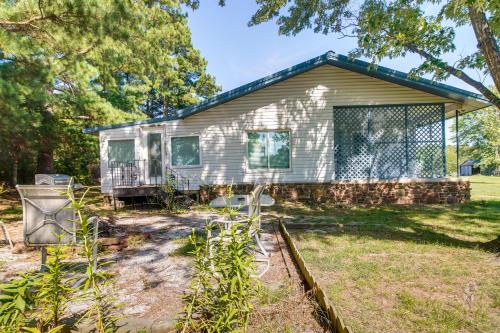 Cookson Vacation Rental with Spacious Yard and Porch!
