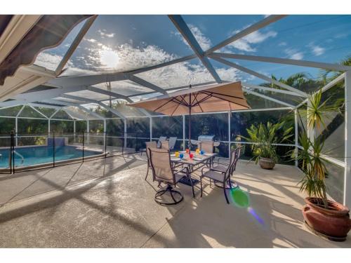 Villa Hideaway Cape Coral - image 11
