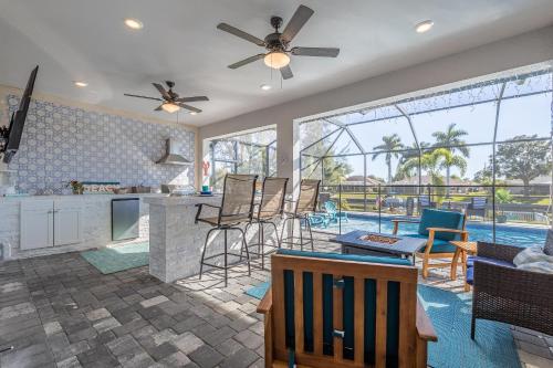 Freshwater Canal Villa with Heat Pool - Villa Homeport - Roelens Vacations - image 2