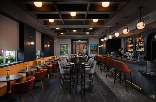 Jurys Inn Galway - main image
