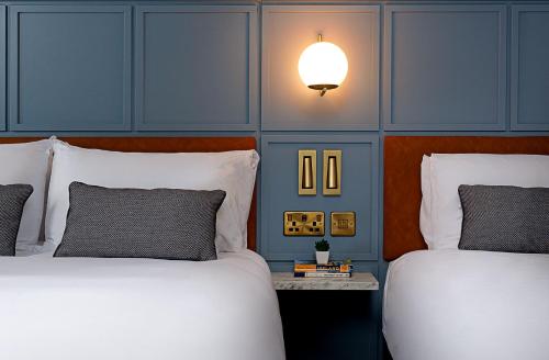 Jurys Inn Galway - image 4