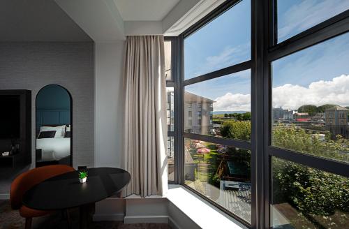 Jurys Inn Galway - image 7