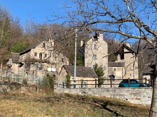  Altus - Borgo Amore -Cottagecore, Unterkunft in Montecrestese