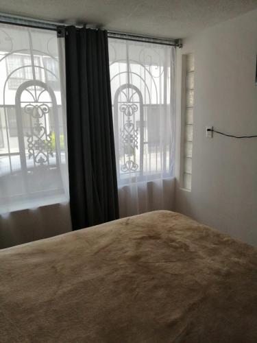 1 Cuarto confortable en la zona de Angelópolis. in Tlaxcalancingo, Mexico