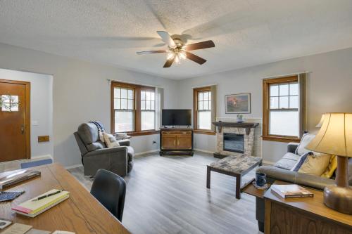 Glendive Getaway with Yellowstone River Access! in เกลนไดฟ์ (MT)