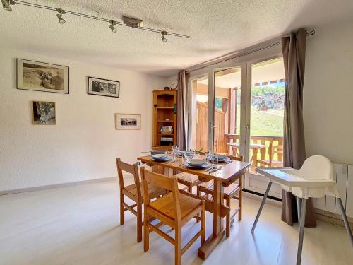 Spacieux appartement 3 pieces au pied des pistes avec balcon - FR-1-344-968 in Villarencel