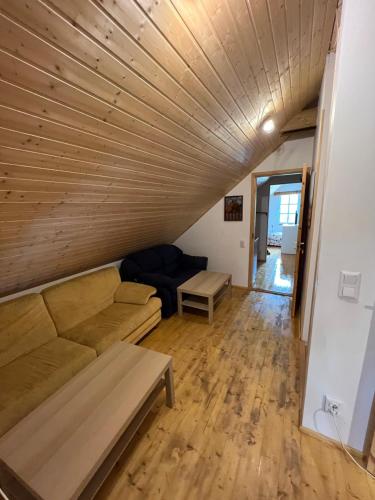 Tölpa talu kodumajutus Tölpa talu kodumajutus