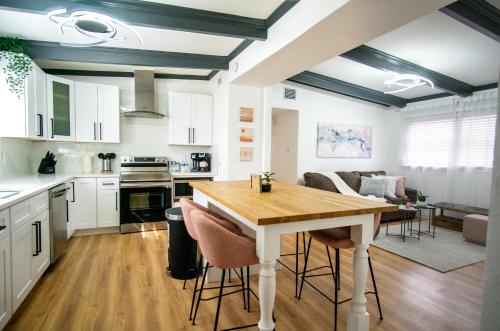 4 Bedrooms Chic House In South Tampa 5 Min From Bay