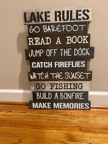 Modern 3br Lake front home