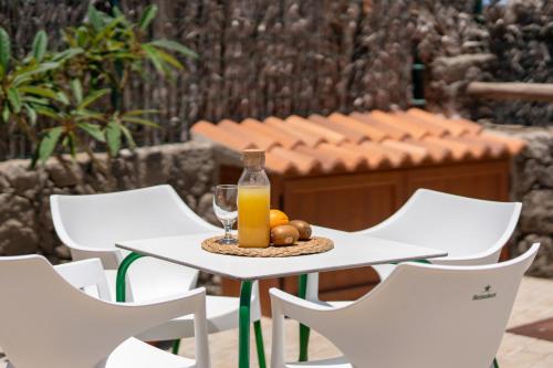  HOLIDAYS HOME TINAMAR II in Vega de San Mateo