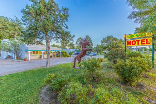 Cornado Motel -Nostalgic Adobe Motel-