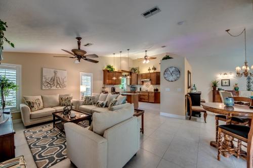 Villa Majestic - Roelens Vacations – Cape Coral, FL